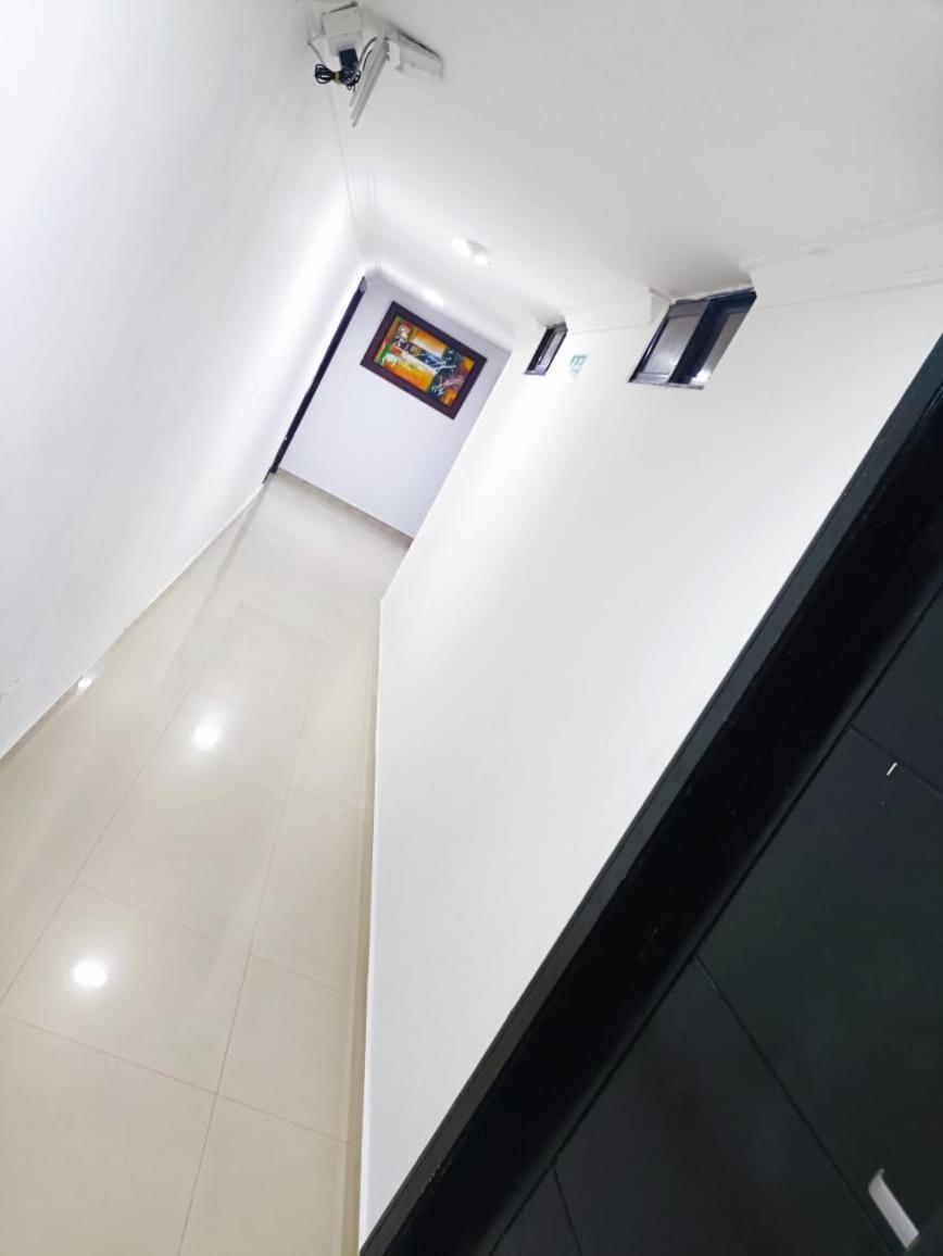 Hotel Suite Imperial 72 バランキージャ エクステリア 写真