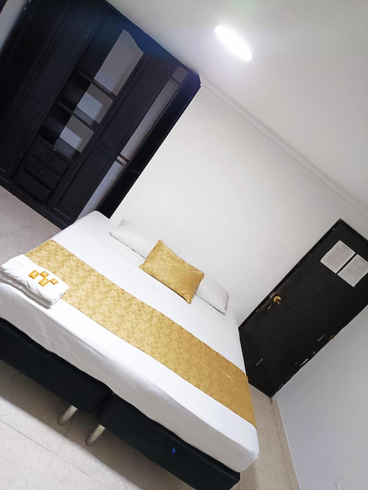 Hotel Suite Imperial 72 バランキージャ エクステリア 写真
