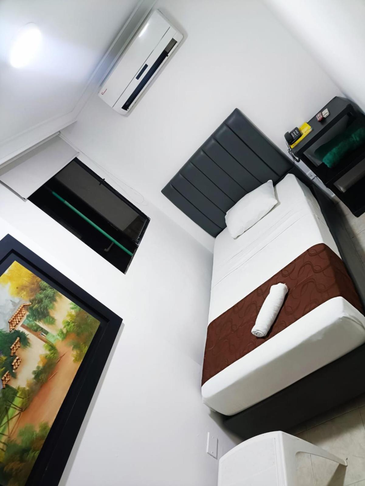 Hotel Suite Imperial 72 バランキージャ エクステリア 写真