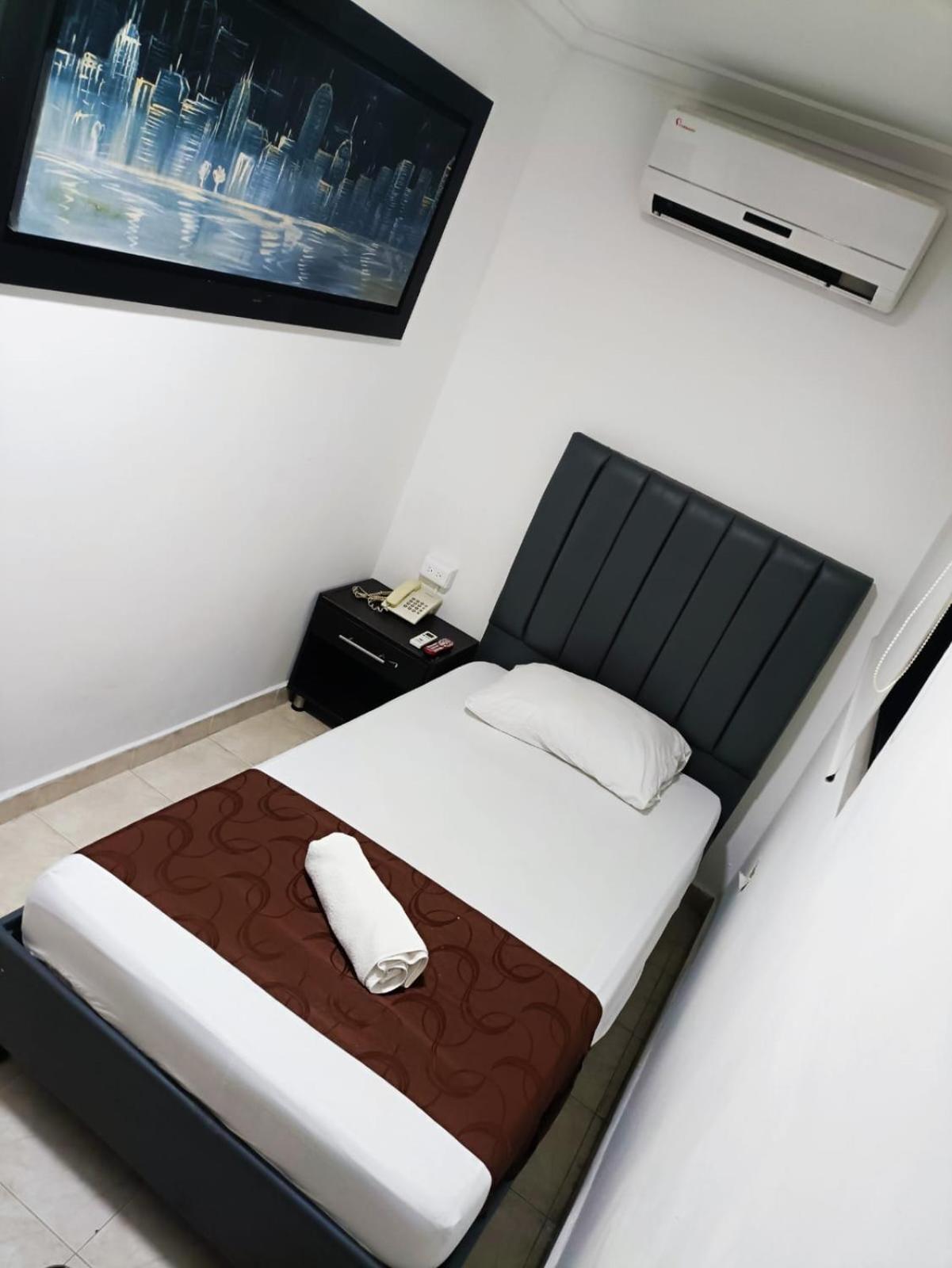 Hotel Suite Imperial 72 バランキージャ エクステリア 写真
