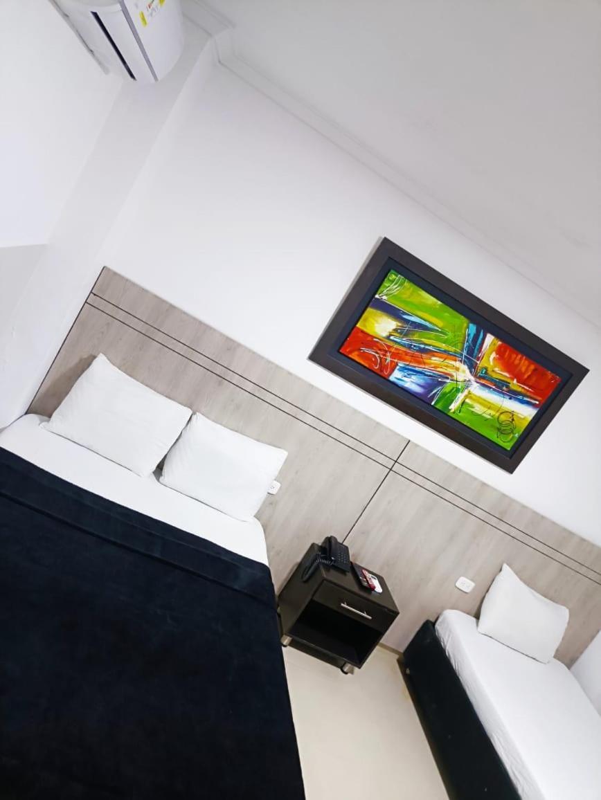 Hotel Suite Imperial 72 バランキージャ エクステリア 写真